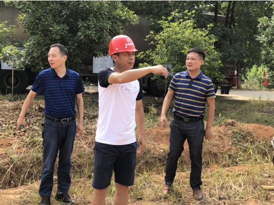 炎炎夏日送清凉 滴滴关怀暖人心(图5) 炎炎夏日送清凉 滴滴关怀暖人心(图5)