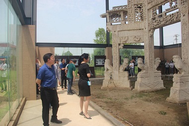 党建进工地,引领促发展 ——市国资机关党支部与常德路桥集团本部支部联合开展主题党日活动(图5) 党建进工地,引领促发展 ——市国资机关党支部与常德路桥集团本部支部联合开展主题党日活动(图5)